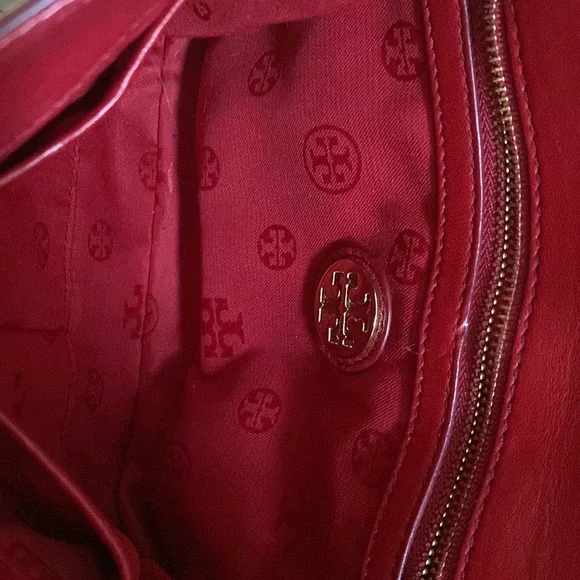 Tory Burch Red leather bag with gold chain - Picture 6 of 8